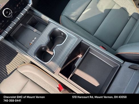 New 2026 GMC Acadia AT4 w/ Super Cruise Package image 26