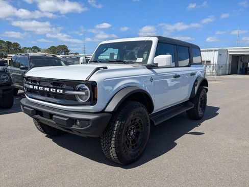 New 2026 Ford Bronco Outer Banks w/ Sasquatch Package image 8
