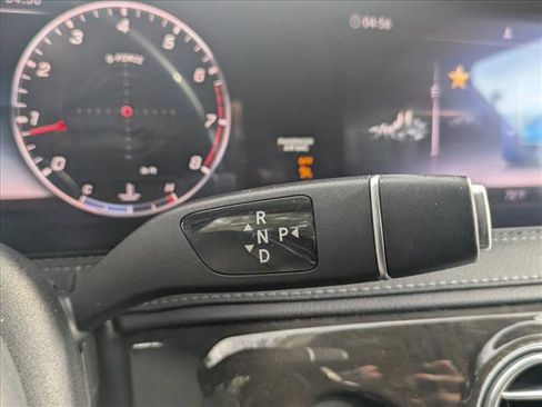 Used 2019 Mercedes-Benz S 560 Sedan image 11