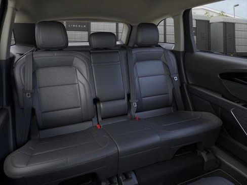 New 2026 Lincoln Nautilus Premier image 11