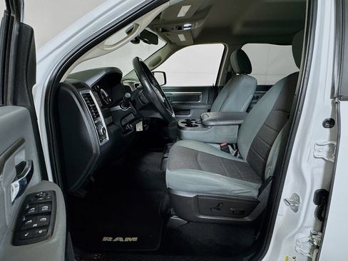 Used 2016 RAM 1500 Lone Star RWD image 18