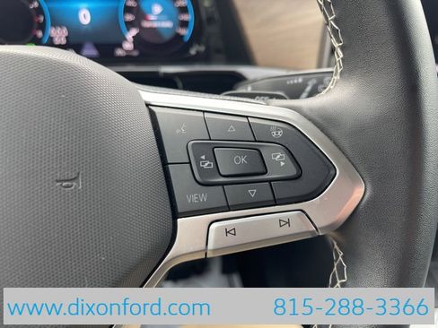 Used 2024 Volkswagen Atlas SE image 15