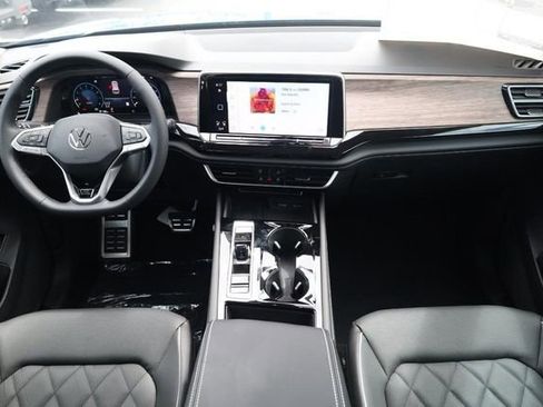 New 2026 Volkswagen Atlas SEL Premium R-Line image 28