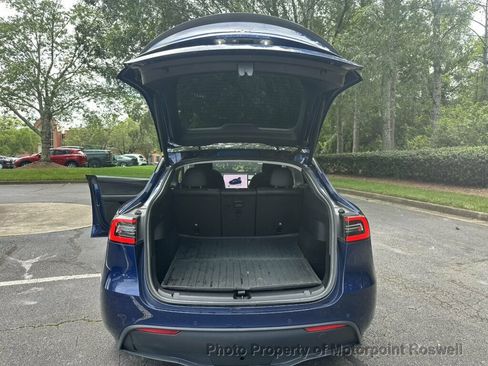 Used 2022 Tesla Model Y Performance AWD/4WD image 22
