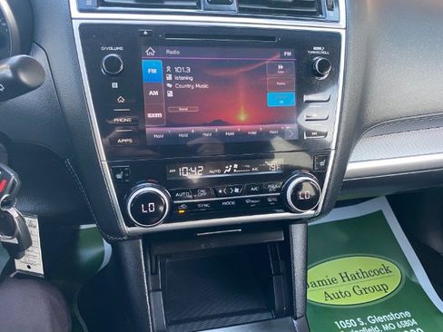 Used 2019 Subaru Outback 2.5i Premium image 19