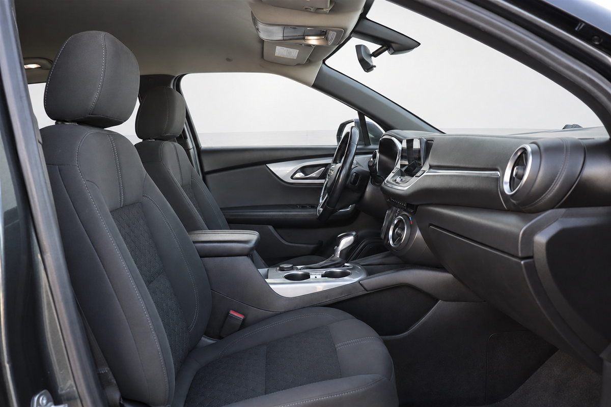 Used 2020 Chevrolet Blazer LT FWD image 21