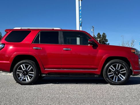 Used 2015 Toyota 4Runner Limited image 7