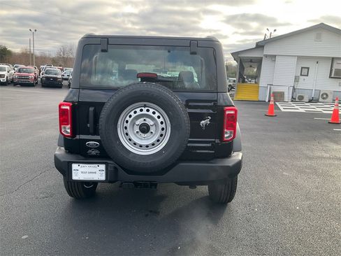 New 2025 Ford Bronco 2-Door image 6