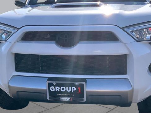 Used 2019 Toyota 4Runner TRD Off-Road Premium AWD/4WD image 30