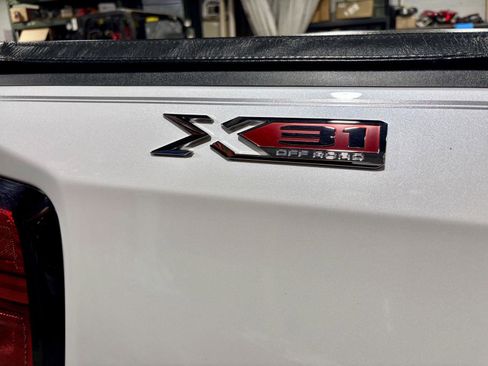 Used 2023 GMC Sierra 1500 SLT w/ SLT Premium Package image 28