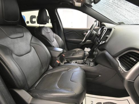 Used 2019 Jeep Cherokee High Altitude image 15