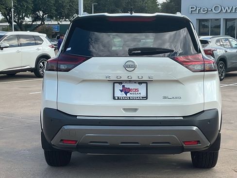 Used 2023 Nissan Rogue SL w/ SL Premium Package AWD/4WD image 5