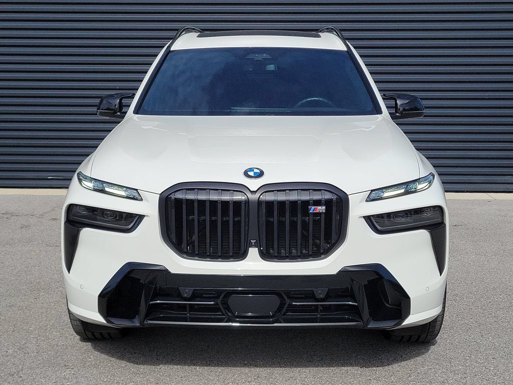 Used 2025 BMW X7 M60i AWD/4WD image 10
