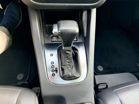 Used 2009 Volkswagen Jetta TDI FWD image 10