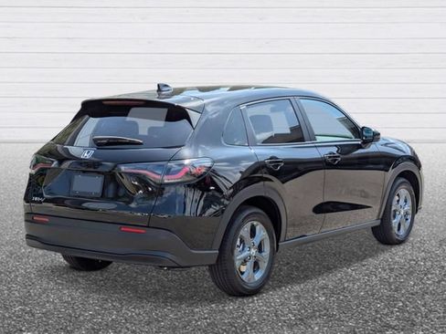 New 2027 Honda HR-V LX image 4