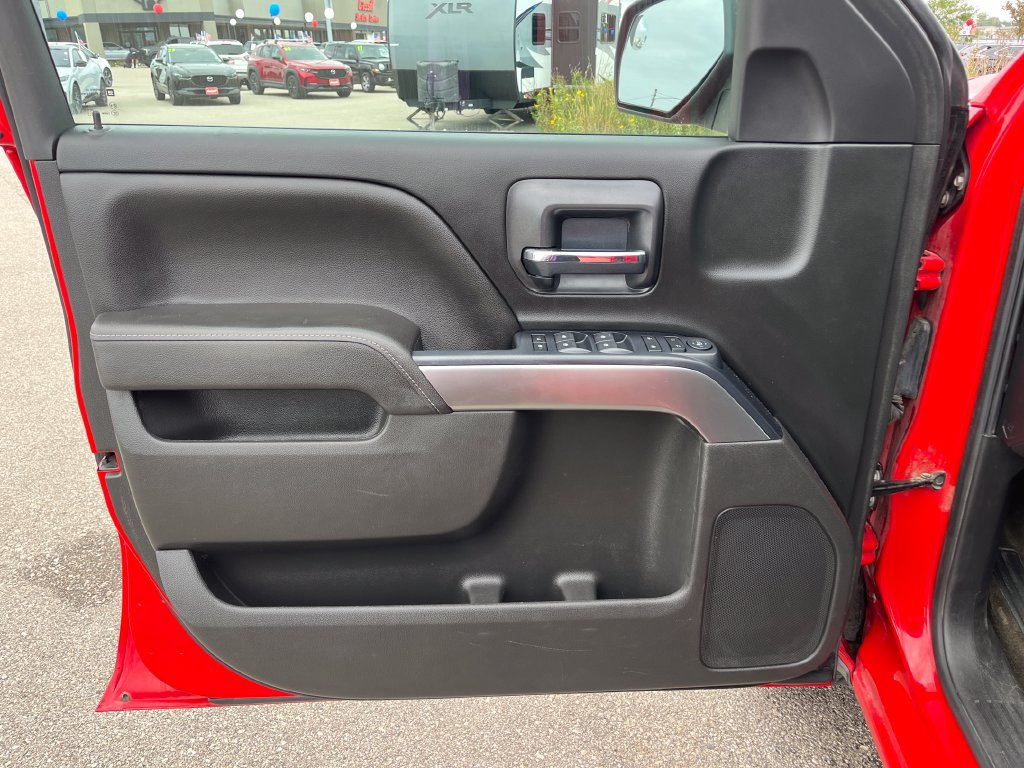 Used 2017 Chevrolet Silverado 1500 LT w/ All Star Edition AWD/4WD image 13