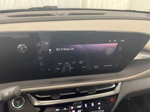 Used 2024 Buick Envista Avenir image 18