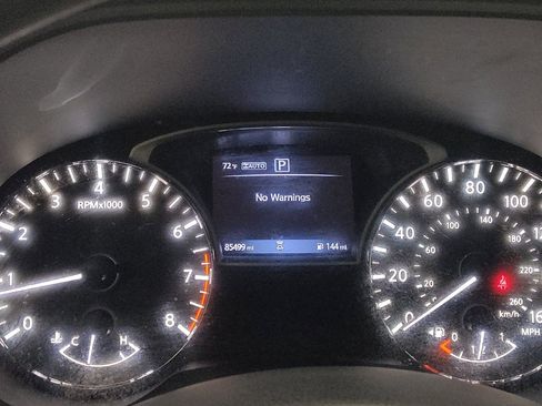 Used 2020 Nissan Pathfinder S AWD/4WD image 23