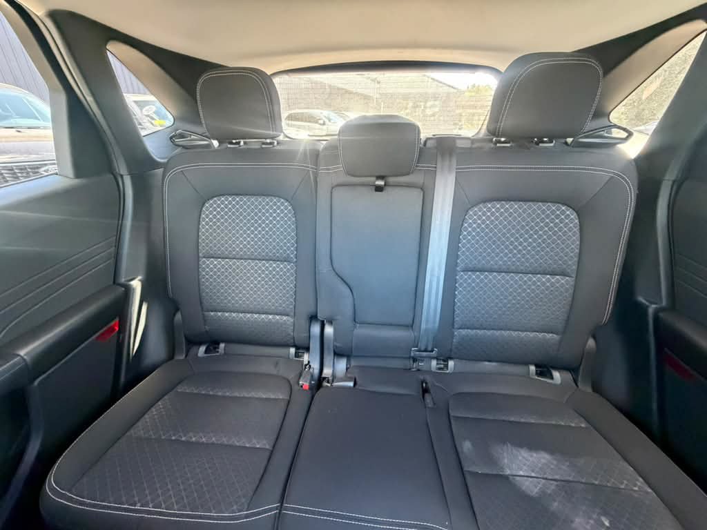 Used 2025 Ford Escape Active AWD/4WD image 13