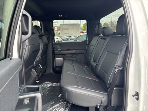 New 2025 Ford F150 Lariat w/ FX4 Off-Road Package image 29