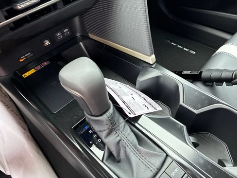 New 2026 Toyota Camry SE FWD image 22