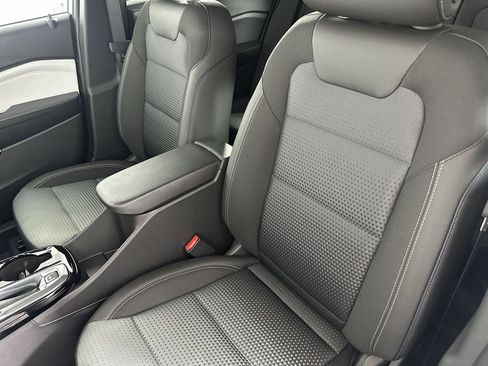 New 2026 Chevrolet Trax LT w/ LT Convenience Package FWD image 20