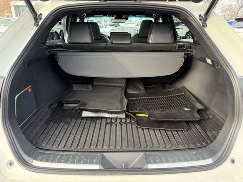 Used 2022 Toyota Venza Limited w/ Advanced Technology Package image 17