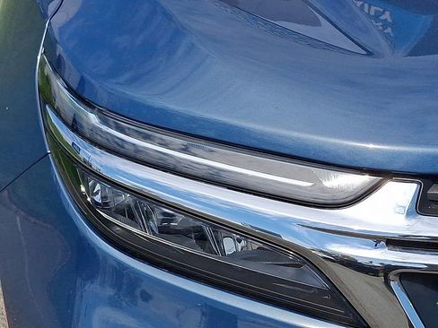 Used 2024 Chevrolet Equinox LT w/ LPO, Floor Liner Package image 10