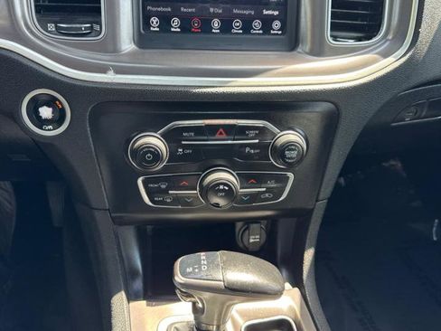 Used 2020 Dodge Charger SXT w/ Leather Interior Group RWD image 23