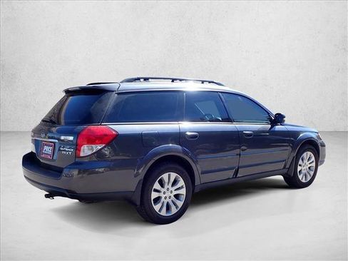 Used 2008 Subaru Outback 2.5XT Limited AWD/4WD image 4