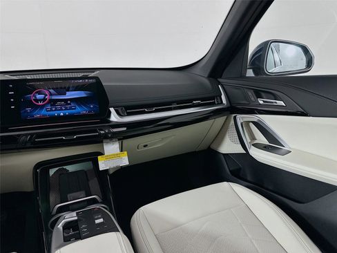 New 2026 BMW X1 xDrive28i w/ Technology Package image 23