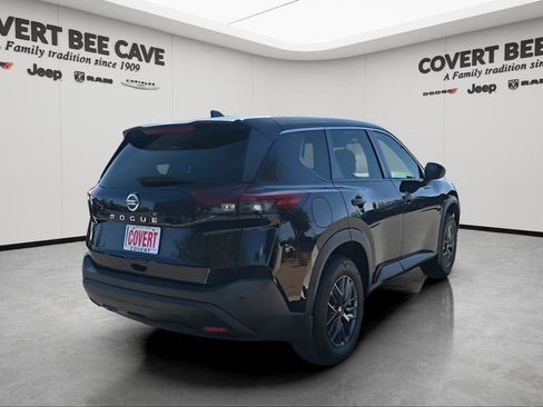 Used 2021 Nissan Rogue S image 9