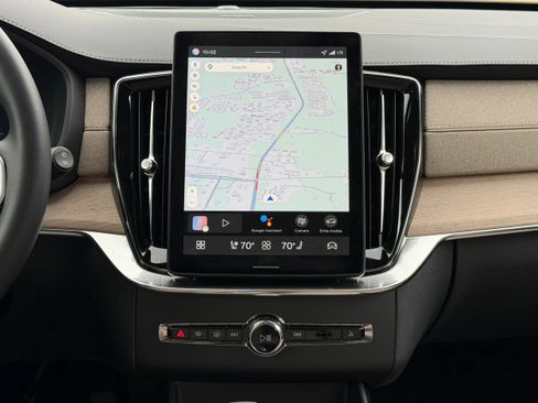 Used 2026 Volvo XC90 B6 Plus w/ Protection Package Premier image 13