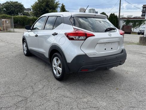 Used 2020 Nissan Kicks S FWD image 9