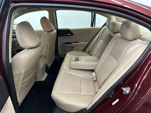 Used 2013 Honda Accord LX image 19