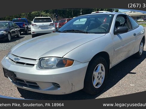 Used 2003 Chevrolet Cavalier Coupe w/ Preferred Equipment Group FWD image 5