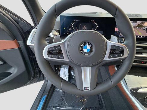 New 2026 BMW X5 xDrive40i w/ M Sport Package image 40