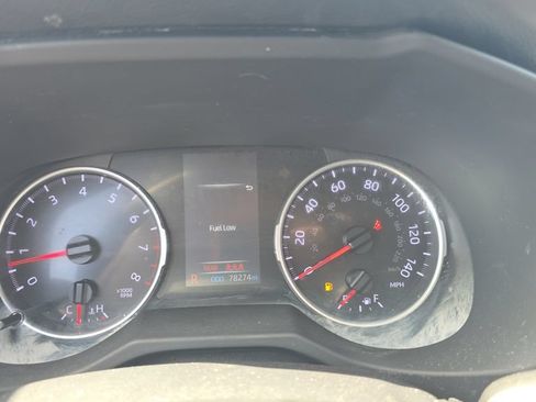 Used 2022 Toyota RAV4 LE FWD image 21