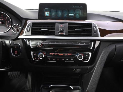 Used 2017 BMW 328d xDrive Sedan image 27