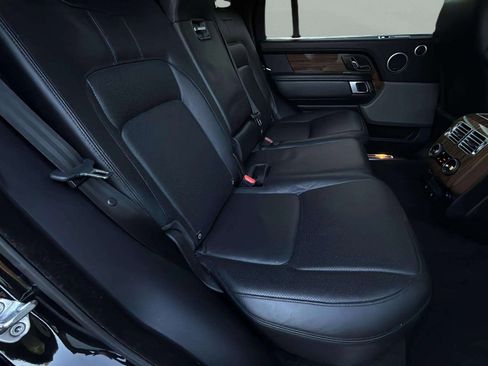 Used 2018 Land Rover Range Rover Long Wheelbase Supercharged image 24