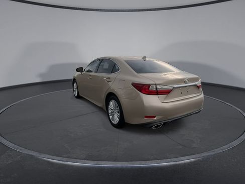 Used 2016 Lexus ES 350 w/ Accessory Package FWD image 7