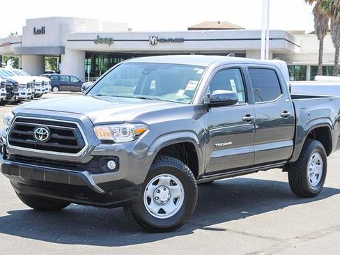 Used 2022 Toyota Tacoma SR5 image 1