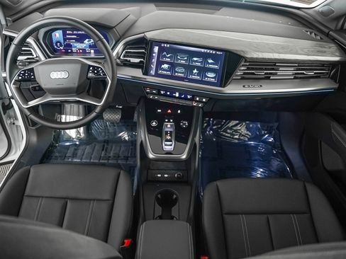 Used 2024 Audi Q4 e-tron Premium Plus w/ Premium Plus image 12