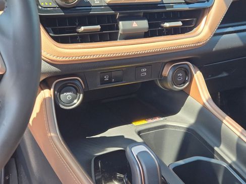 Used 2024 Toyota Grand Highlander AWD Hybrid image 29