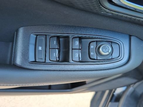 Used 2023 Subaru Outback Premium AWD/4WD image 14
