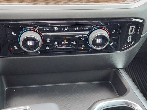 New 2026 Chevrolet Silverado 1500 LT w/ Z71 Off-Road Package image 15