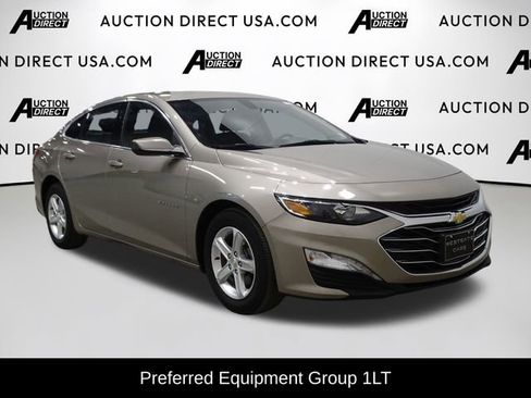 Used 2022 Chevrolet Malibu LT image 2