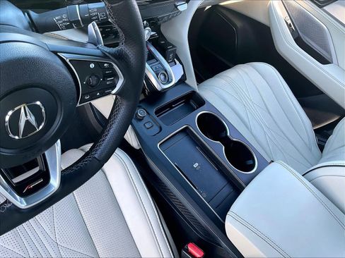 Used 2025 Acura MDX A-Spec image 19