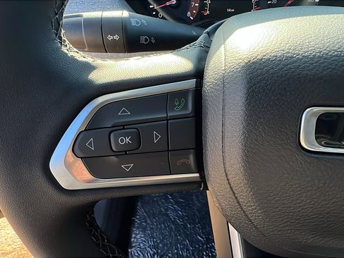 New 2026 Jeep Compass Latitude image 22