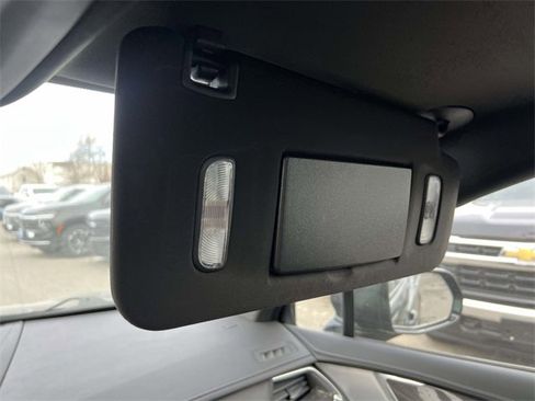 Used 2025 Cadillac XT5 Sportv w/ Technology Package image 33